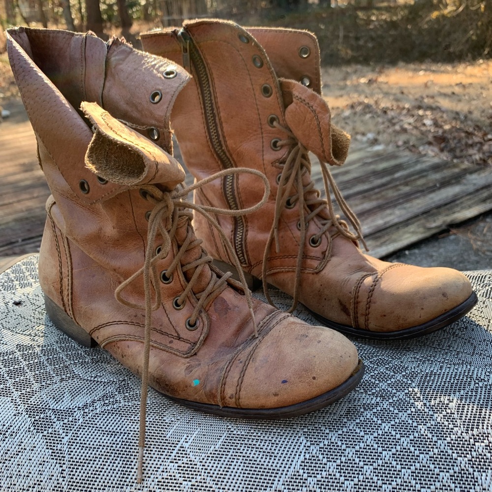 Worn Genuine Leather Zip-up Combat Boots - Picture 9 of 16